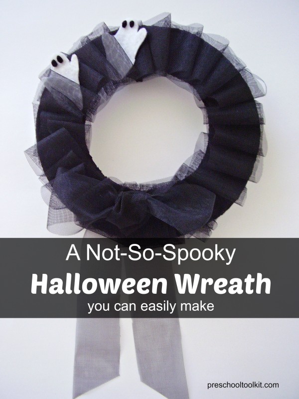 Easy to make wreath Halloween decoration