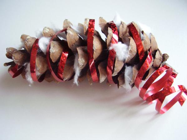 Pine cone craft for kids