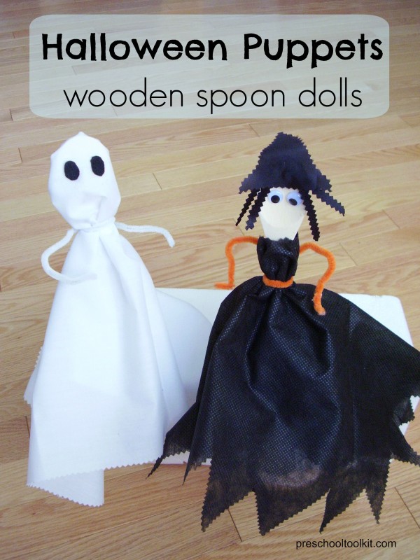 Halloween puppet craft with wooden spoons