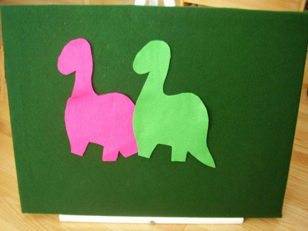 Felt cut outs on a flannel board for hands on preschool activities