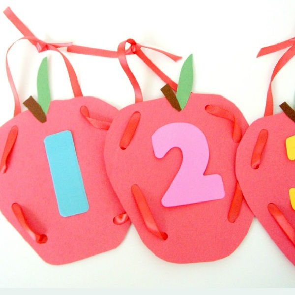Apple craft for preschool and kindergarten