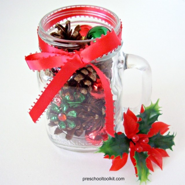 Mason jar Christmas craft for kids