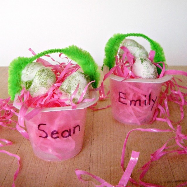 Mini Easter basket kids craft with recycled yogurt containers