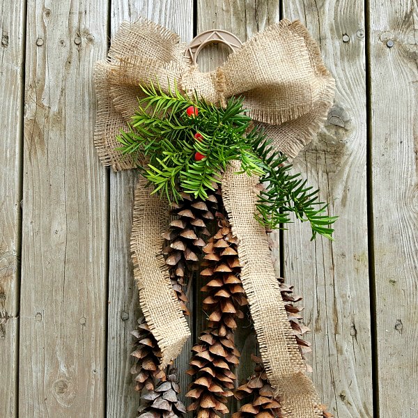 DIY country theme decoration using natural materials