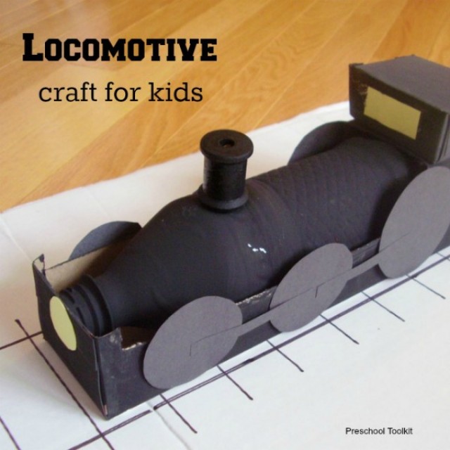 Train locomotive preschool craft using recyclables