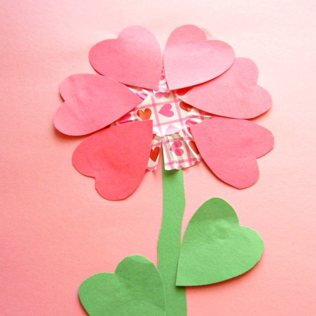 Valentine flower fine motor craft for preschoolers