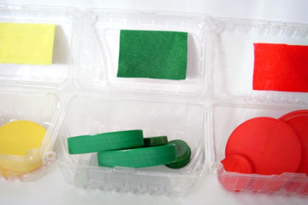 Preschool Math Activity Sorting Jar Lids » Preschool Toolkit