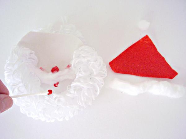 Kids Christmas craft Santa with rosy cheeks