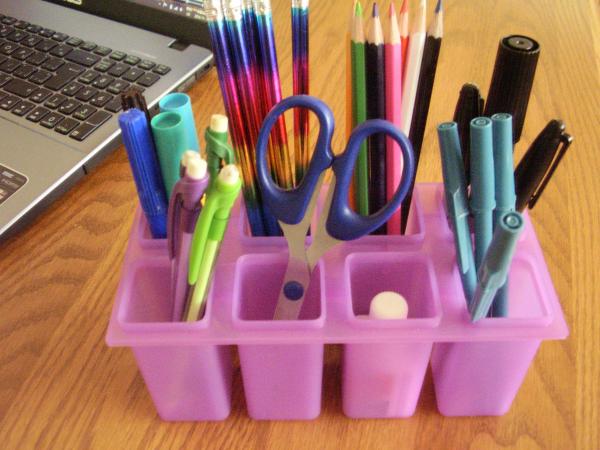 Organize desk supplies 