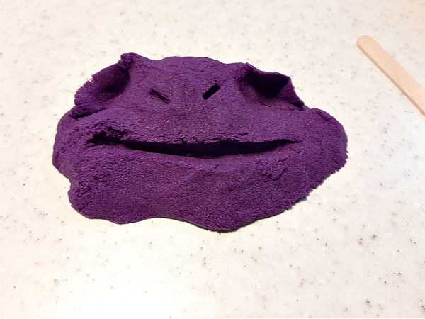 How to use kinetic sand in preschool