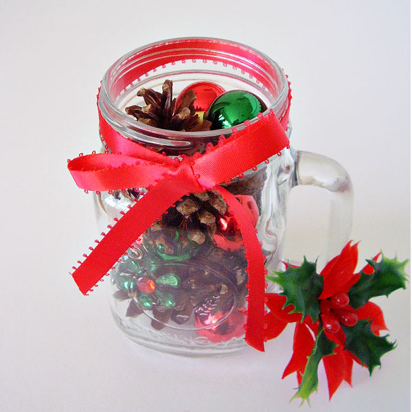 pine cone christmas craft for kids