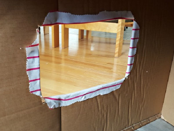 Play house with window for kids