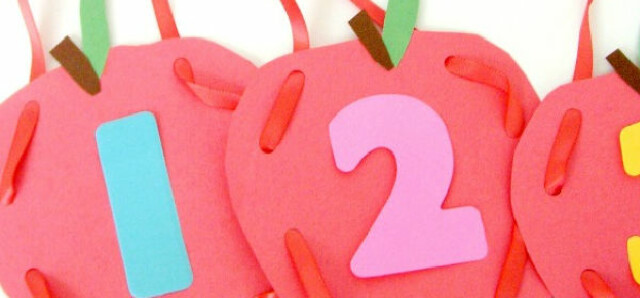 Paper apple preschool craft