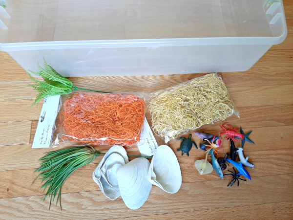 Sensory bin ocean theme for toddler and preschoolers