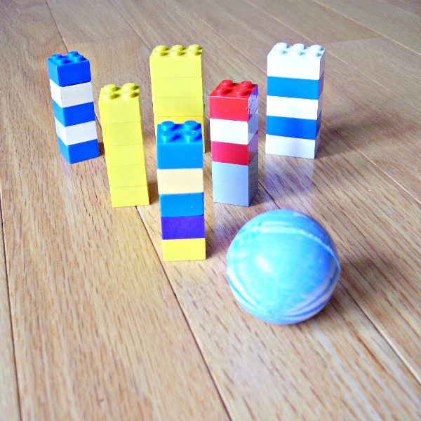 Bowling-with-building-blocks-preschool-activity.jpg