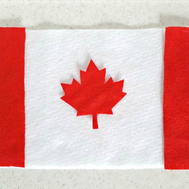 Canadian flag felt board activity for kids