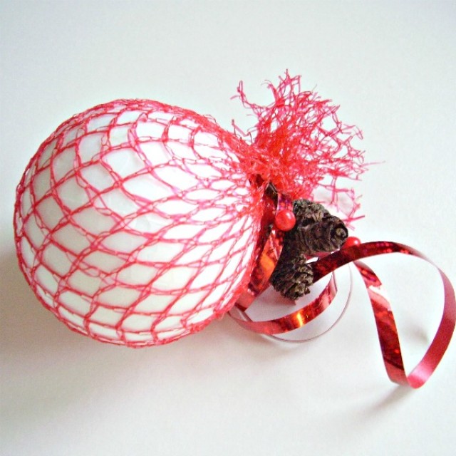 Easy Christmas foam ball ornament craft for kids