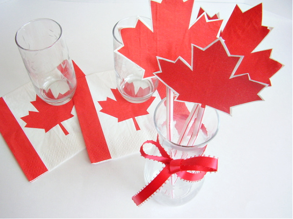 Maple leaf cutout paper craft for kids