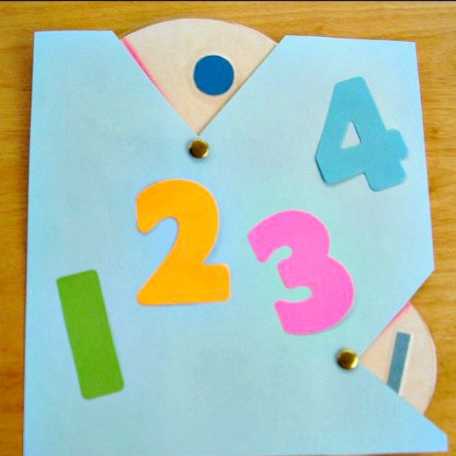 Number wheel for practicing early math skills with toddlers and preschoolers