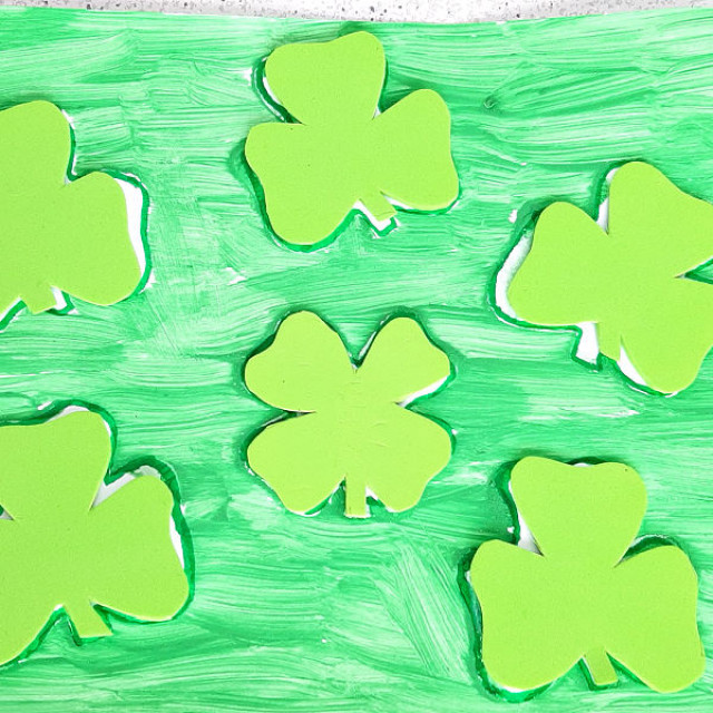 St.Patricks Day preschool puzzle painting activity