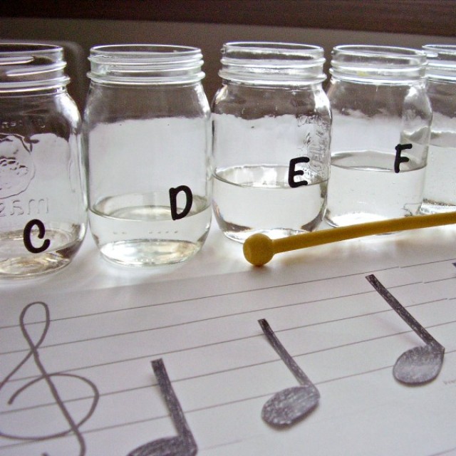 Preschool musical scale craft and activity with mason jars