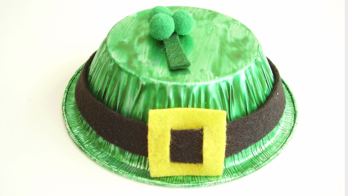 leprechaun hat St patricks day craft for kids