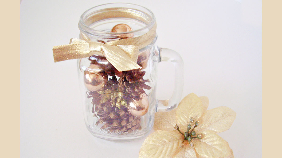 mason jar Christmas ornament craft for kids