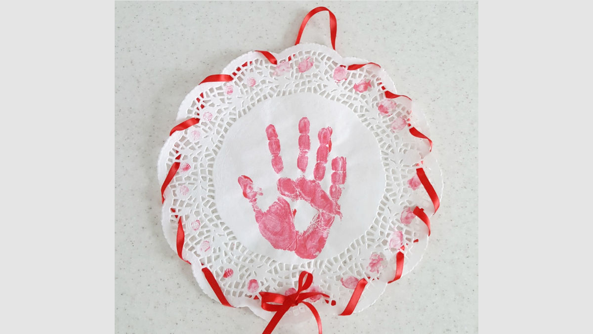 fine motor handprint lacing craft for kids