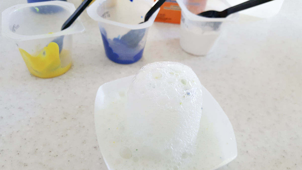 mini fizzy volcano science experiment for preschoolers