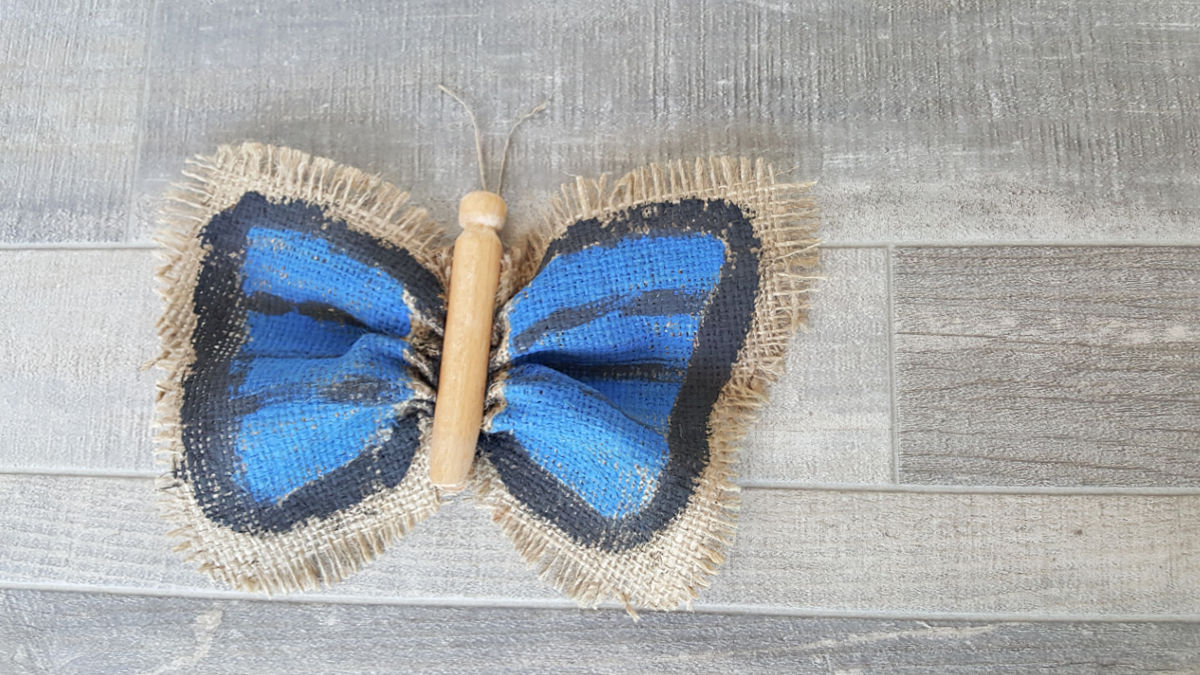 burlap butterfly spring craft for preschoolers