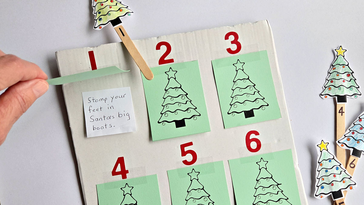 Christmas Lift-the-Flaps Preschool Game