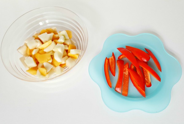 kids can prepare fruits and veggies for snack time