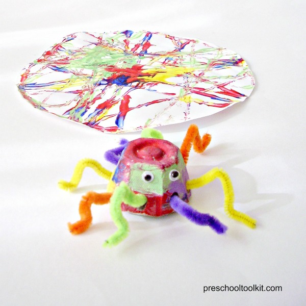 make a spider craft with a paper egg cup