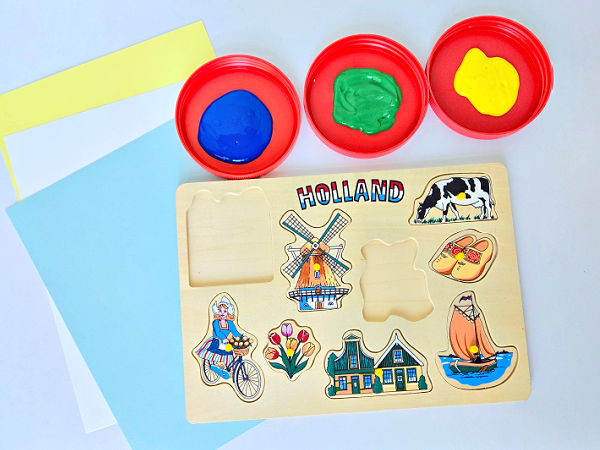 preschool art activity using wood puzzle pieces
