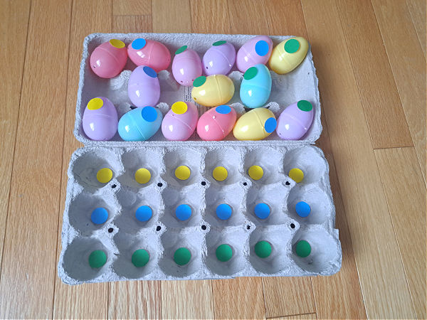 matching game with plastic Easter eggs